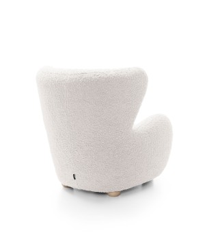 Fotel CIRO z szerokim siedziskiem i drewnianymi nogami w tkaninie ROLF 04