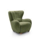 Fotel CIRO z szerokim siedziskiem i drewnianymi nogami w tkaninie ROLF 14