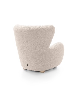 Fotel CIRO z szerokim siedziskiem i drewnianymi nogami w tkaninie ROLF 03