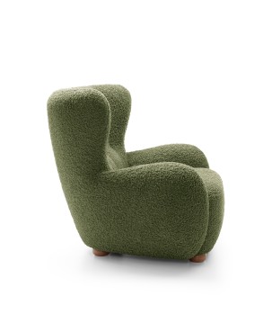 Fotel CIRO z szerokim siedziskiem i drewnianymi nogami w tkaninie ROLF 14