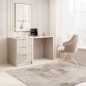 Beżowe Biurko LETNA z 3 szufladami – biurko do gabinetu i toaletka z ryflowanymi frontami