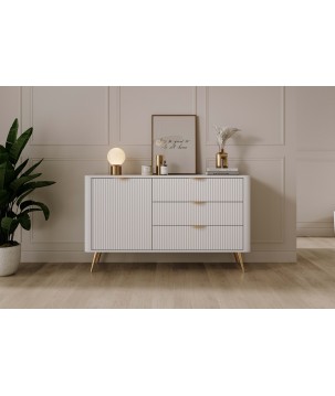 Biała Komoda LETNA 3 szuflady + drzwi – komoda z półkami do salonu i sypialni na wysokich nóżkach